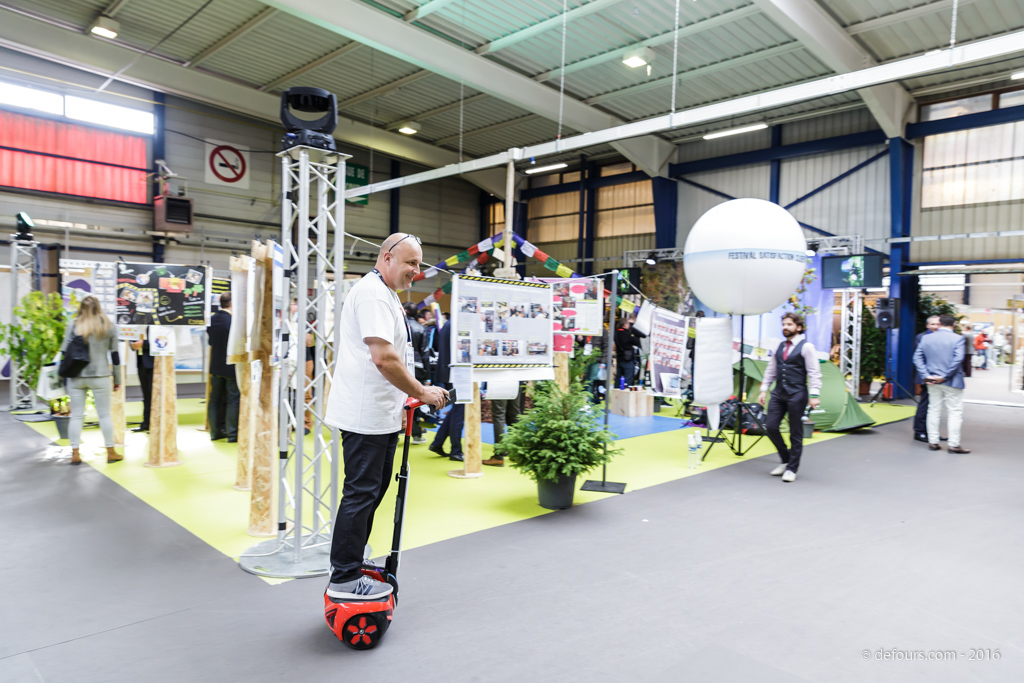 STAND- 12/13 OCTOBRE 2016 SOMMET DU BRICOLAGE À CHAMBERY ÇA ROULE AVEC GÉNÉRATION BRICO !